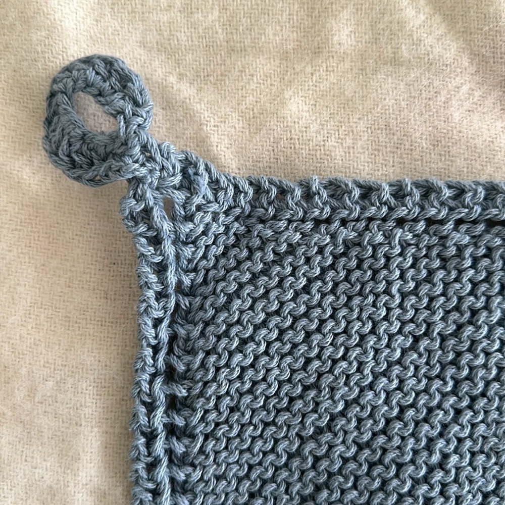 Hand-knit washcloths in light blue - Picture 2 of 2